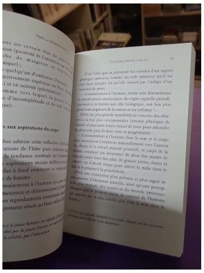 Vers la féminisation pour comprendre l'arrivée des femmes au pouvoir