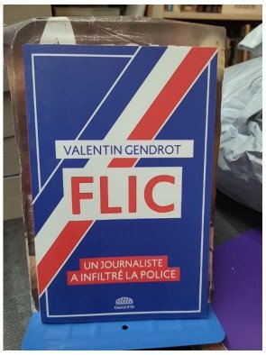 Flic - Un journaliste a infiltré la police