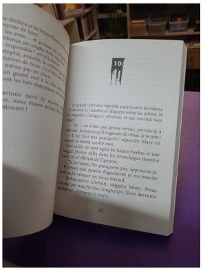 Chair de poule Tome 22 Menace dans la forêt - R.L Stine