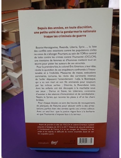 La traque est mon métier Un officier sur les traces des criminels de guerre