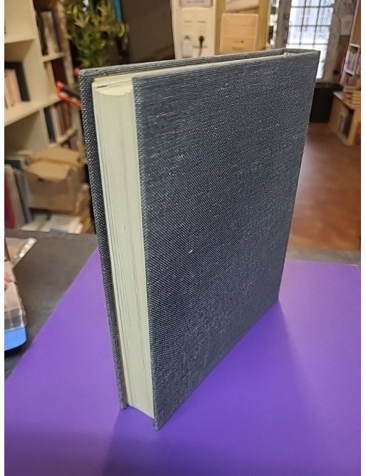 Le livre des armes – Tome 3 : Armes de combat individuelles. Dominique Venner