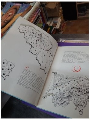 Album édité à l'occasion de l'inauguration des nouveaux bâtiments sis Henry Fordlaan à Anvers