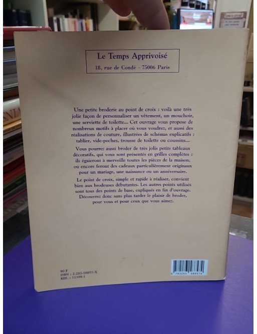 Petits motifs au point de croix — Janique Jalla