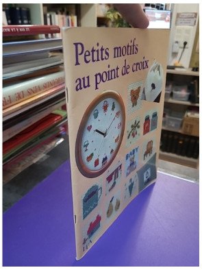 Petits motifs au point de croix — Janique Jalla
