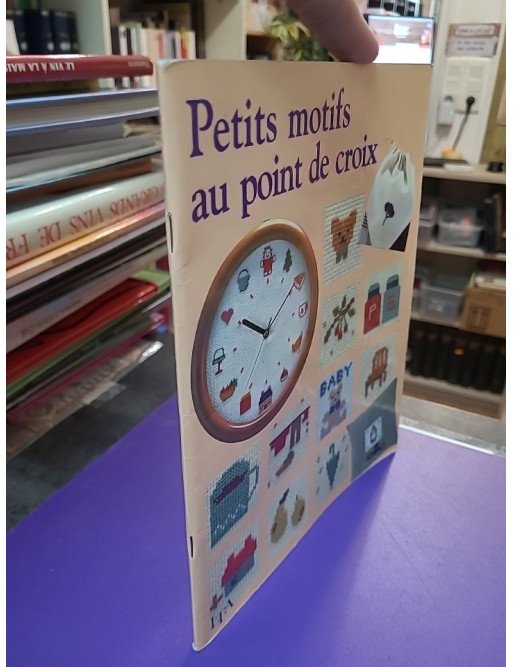 Petits motifs au point de croix — Janique Jalla