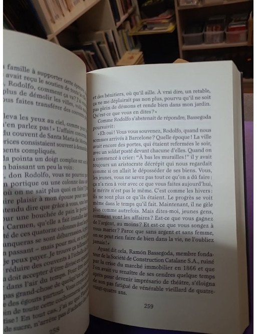 Derrière les portes closes