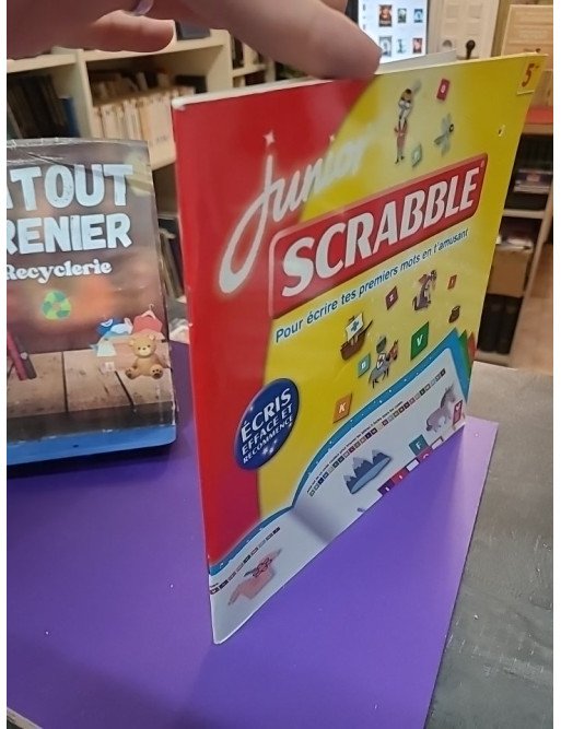 Junior Scrabble – Pour écrire tes premiers mots en t'amusant – Martine Berger, Bénédicte Servignat