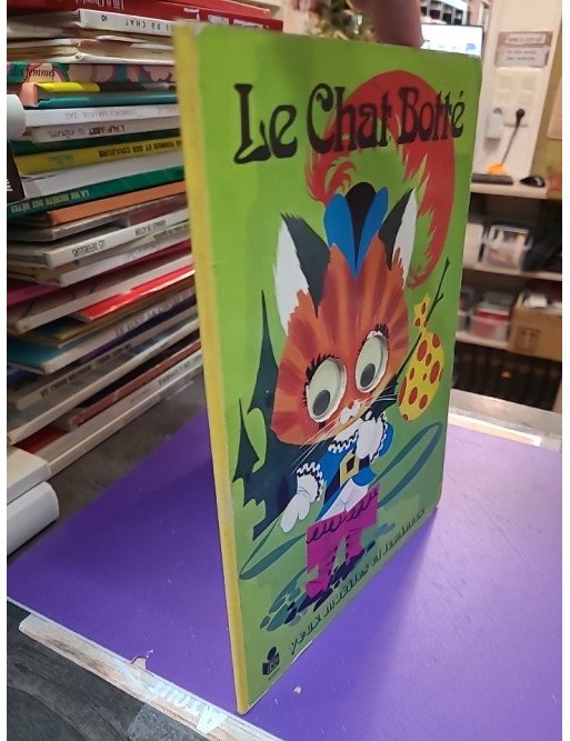 Le Chat Botté (Yeux mobiles et lumineux – Pop-up book)