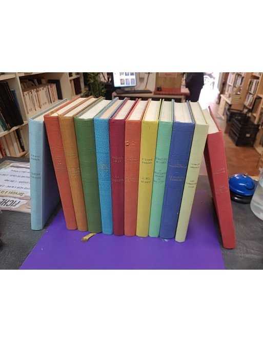 Lot de 12 livres colorés – Éditions La Guilde du Livre (Lausanne), divers auteurs