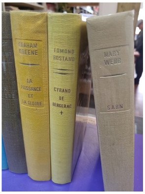 Lot de 7 livres colorés – Éditions Bernard Grasset, collection Super