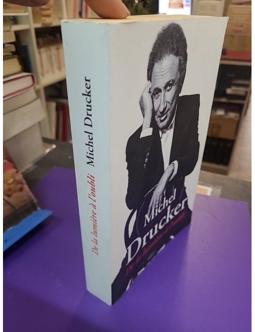 De la lumière à l'oubli