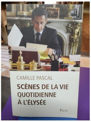 Scènes de la vie quotidienne à l'Elysée