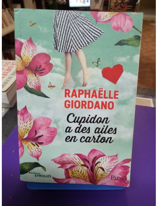Cupidon a des ailes en carton