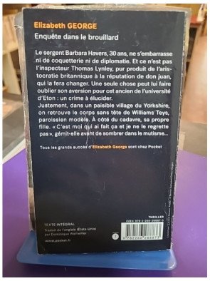 Enquête dans le brouillard – Elizabeth George