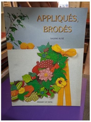 Appliqués, brodés – N. Ruse