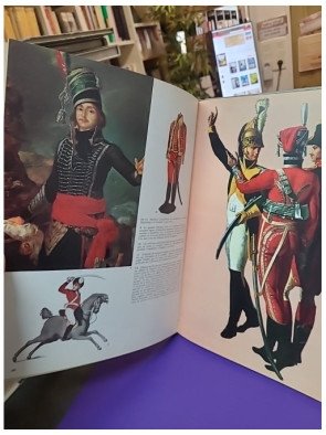 Uniformes militaires – Documentaires alpha