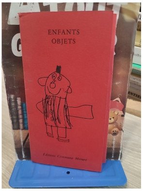 Enfants objets - Éditions Commune Mesure
