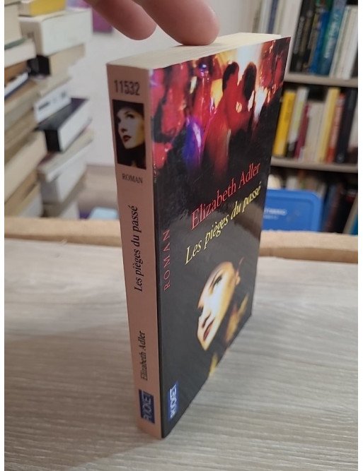 Les Pièges du passé – Elizabeth Adler