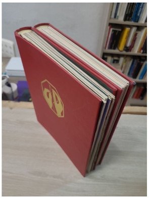 Fil en Aiguille – Lot de 2 classeurs (environ 39 numéros)