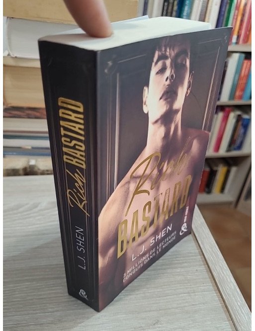 Rich Bastard – L.J. Shen
