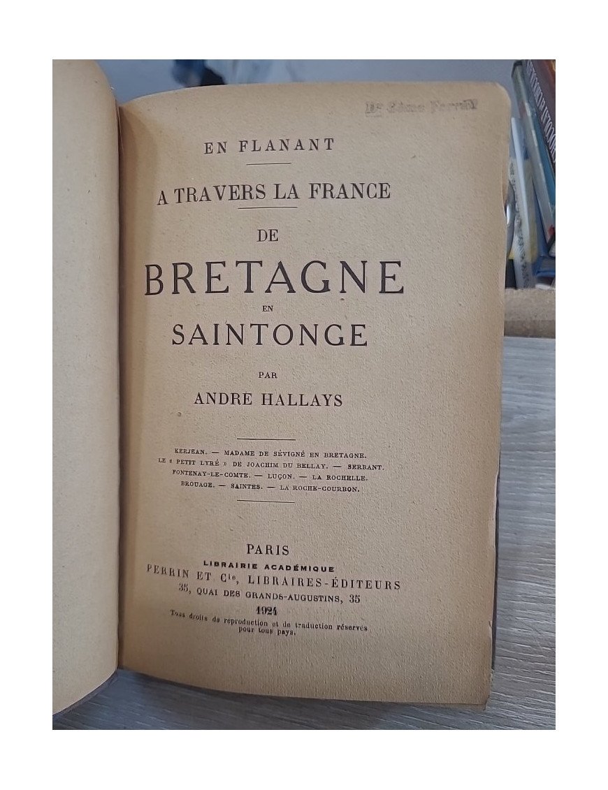 En flânant à travers la France : De Bretagne en Saintonge — André Hallays