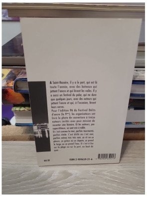 Au bout du quai - 13 auteurs et un bateau