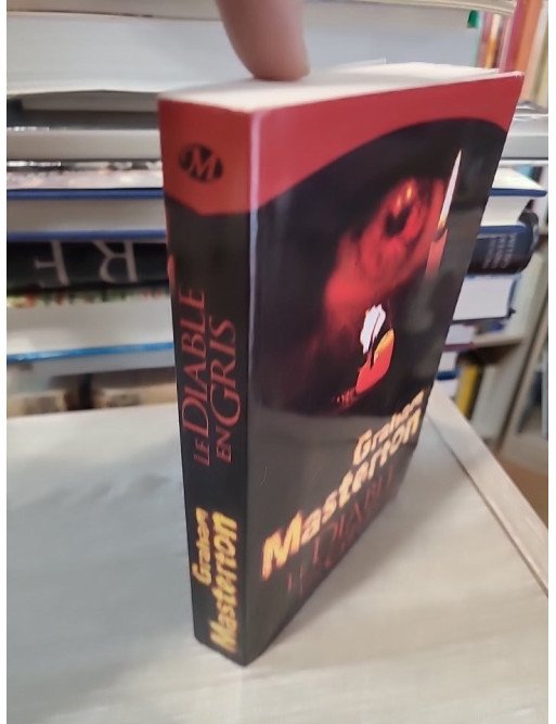 Le Diable en gris – Graham Masterton