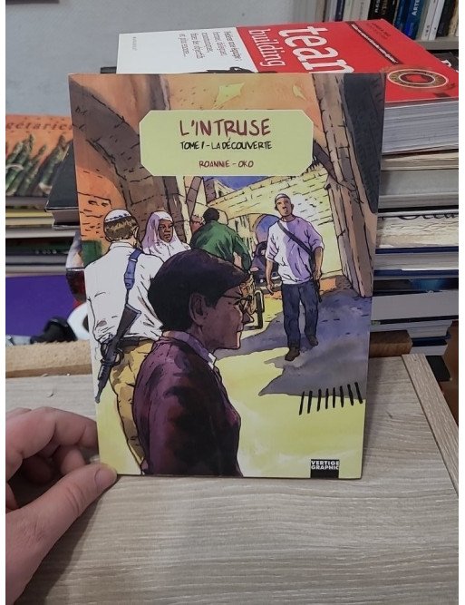 L'intruse – Tome 1 : La Découverte – Roannie, Oko