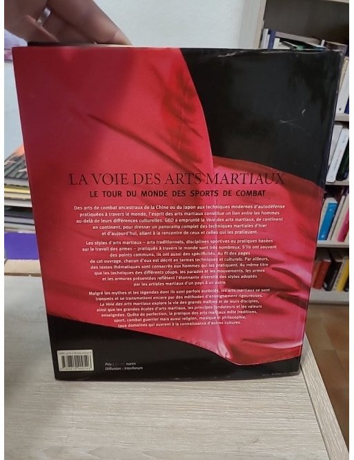 La voie des arts martiaux - Le tour du monde des sports de combat - Chris Crudelli