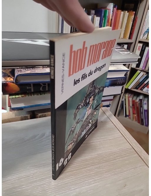 Les Fils du dragon (Une aventure de Bob Morane)