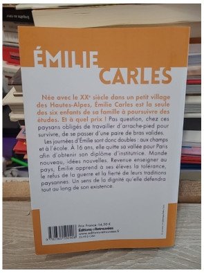 Une soupe aux herbes sauvages – Émilie Carles