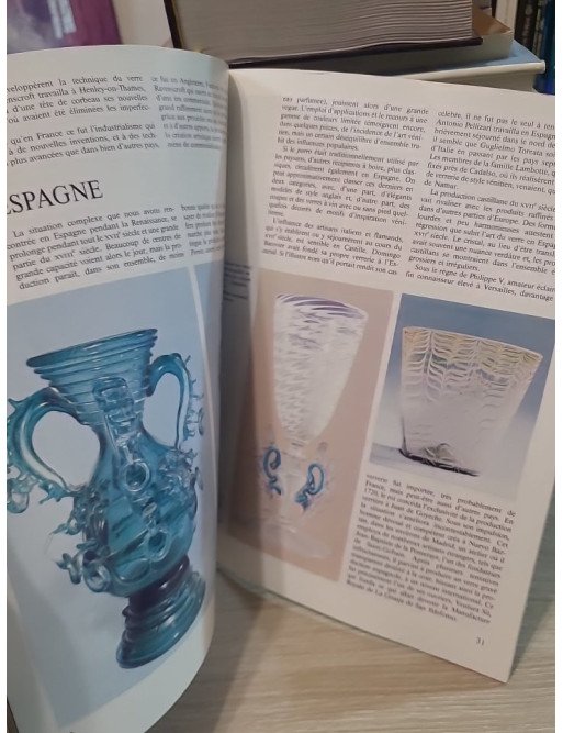 Antiquites & Objet D'art N° 11 - Le Verre Collectif