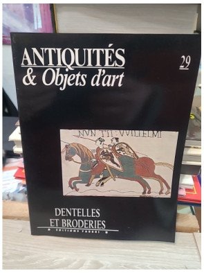 Antiquités et Objets d'art : Dentelles et Broderies - Poli