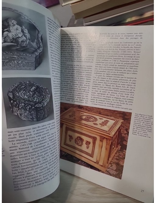 Antiquités & Objets d'art N°31 : Boîtes et Tabatières