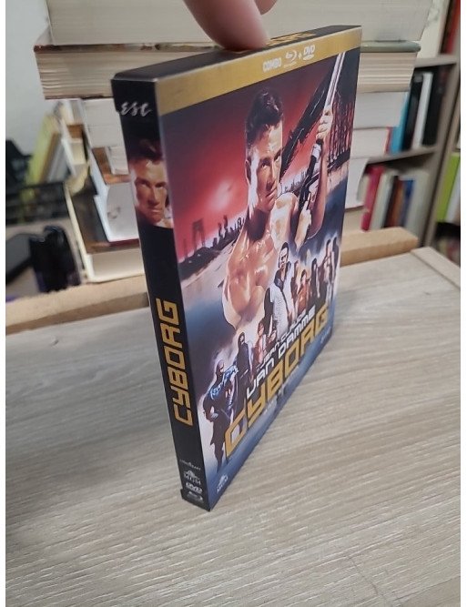 Cyborg ( Blu-Ray Seulement )