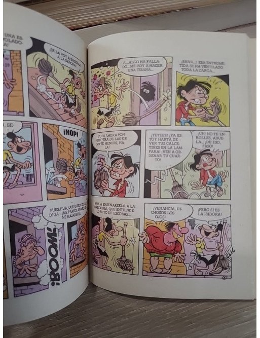 Super Guai n°5 ( livre en espagnol )