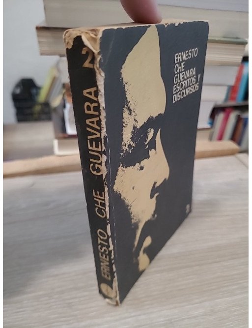 Ernesto Che Guevara Escritos y Discursos 2 EN ESPAGNOL- Juan J. Soto y Pedro Alvarez Tabio