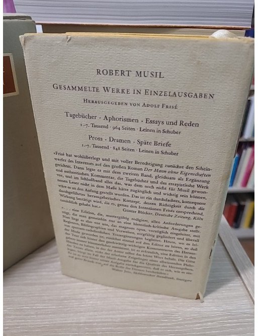 Der Mann ohne Eigenschaften - Robert Musil