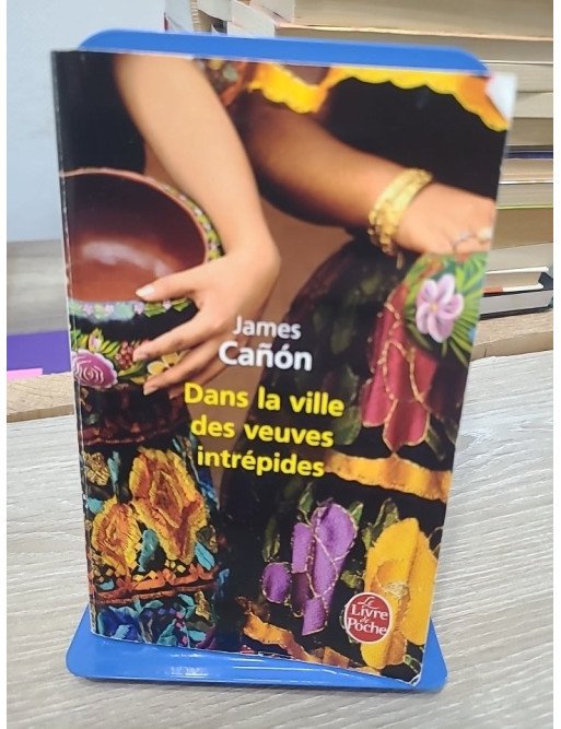Dans la ville des veuves intrépides - James Cañón