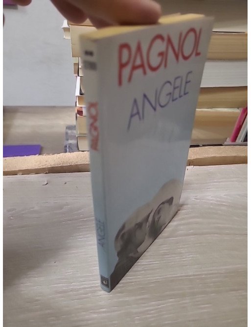Angèle