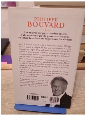 Les morts seraient moins tristes s'ils savaient qu'ils pourront encore se tenir les côtes en regardant les vivants