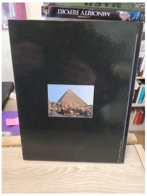 Magnifiques pyramides et sphinx mystérieux