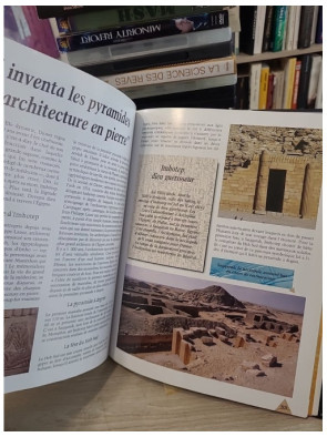 Magnifiques pyramides et sphinx mystérieux