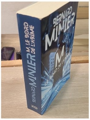 M, le bord de l'abîme - Thriller technologique à Hong Kong