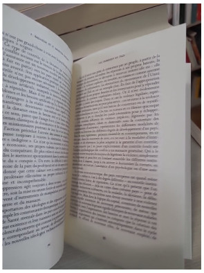 Les criminels de paix - Recherches sur les intellectuels et leurs techniques comme préposés à l'oppression