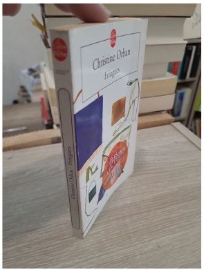 Fringues - Roman de Christine Orban sur la mode et l'identité