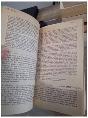 Dictionnaire des auteurs et des thèmes de la philosophie