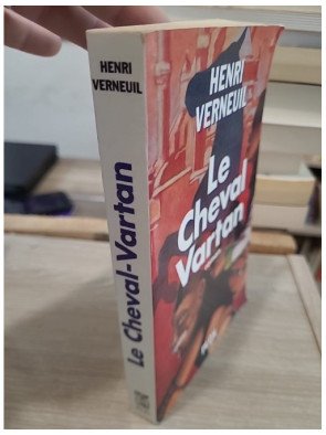 Le Cheval-Vartan - Roman autobiographique sur l'exil et la mémoire