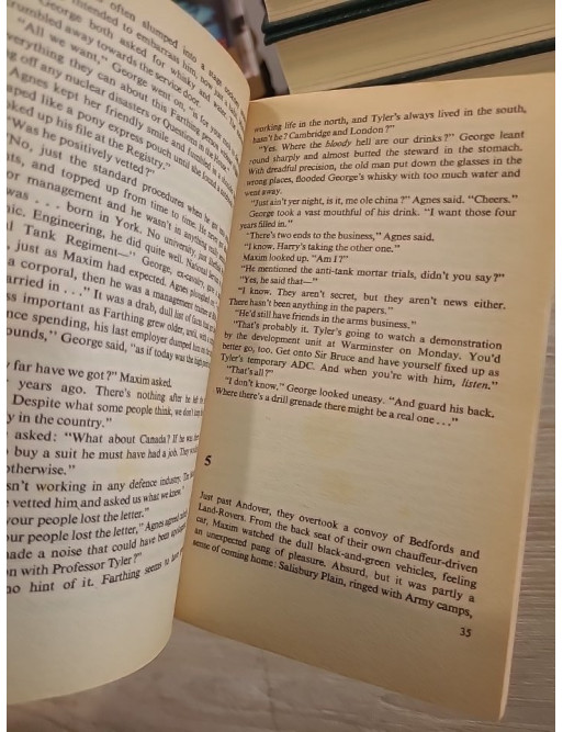 The Secret Servant - Gavin Lyall