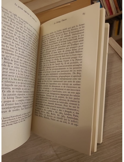 Le théâtre américain d'aujourd'hui – Panorama et analyse du théâtre contemporain aux États-Unis